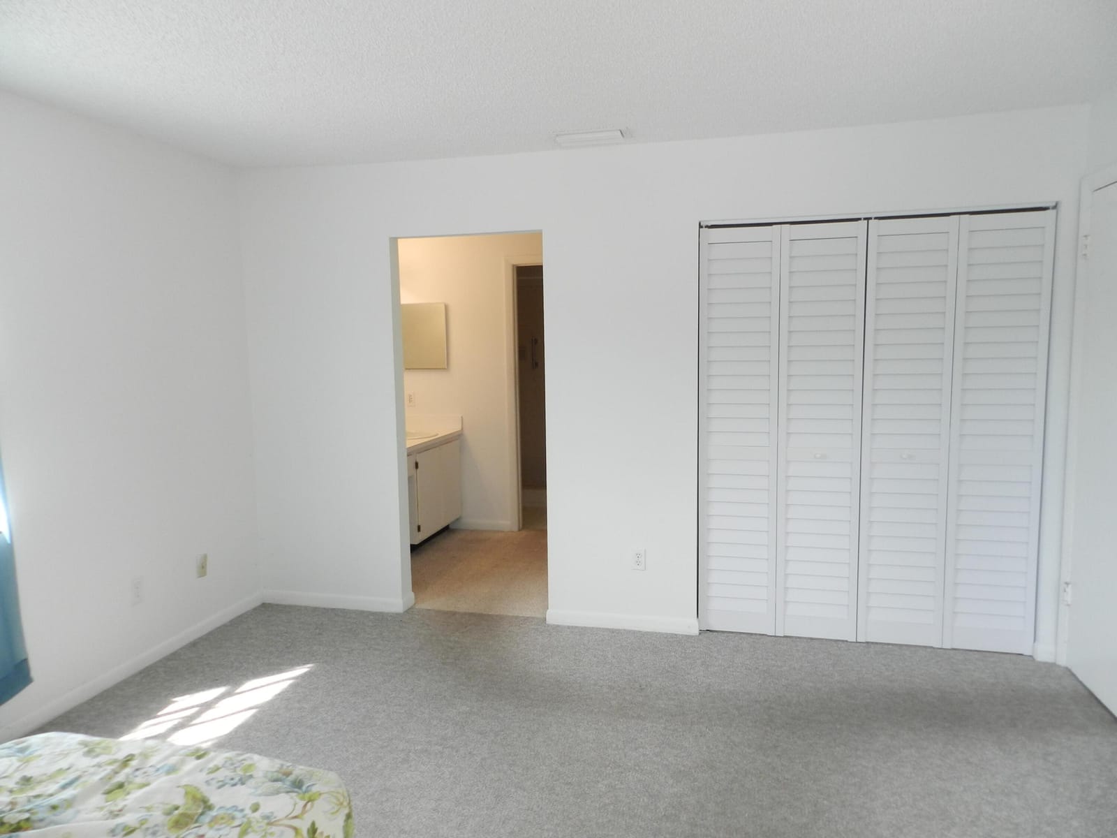 1110 E Lakeview Dr Drive E, Royal Palm Beach, FL 33411 photo 13