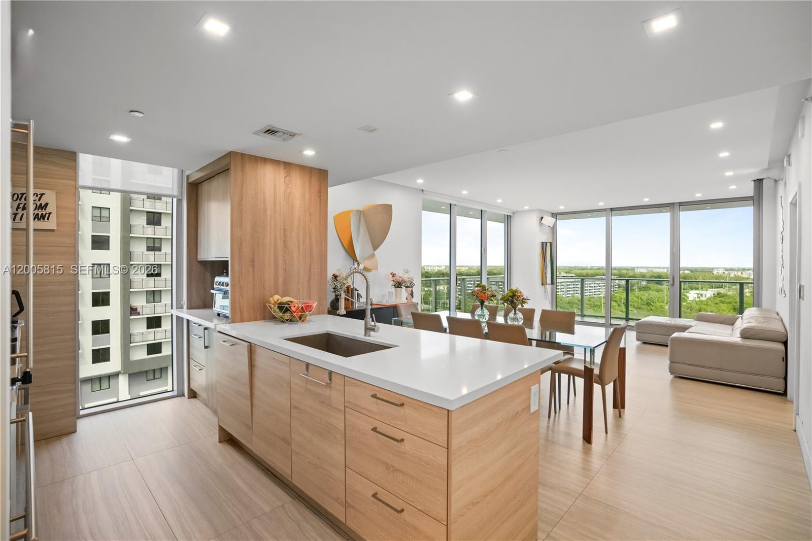16385 NE Biscayne Boulevard 1601+2 Parkings, North Miami Beach, FL 33160, North Miami Beach