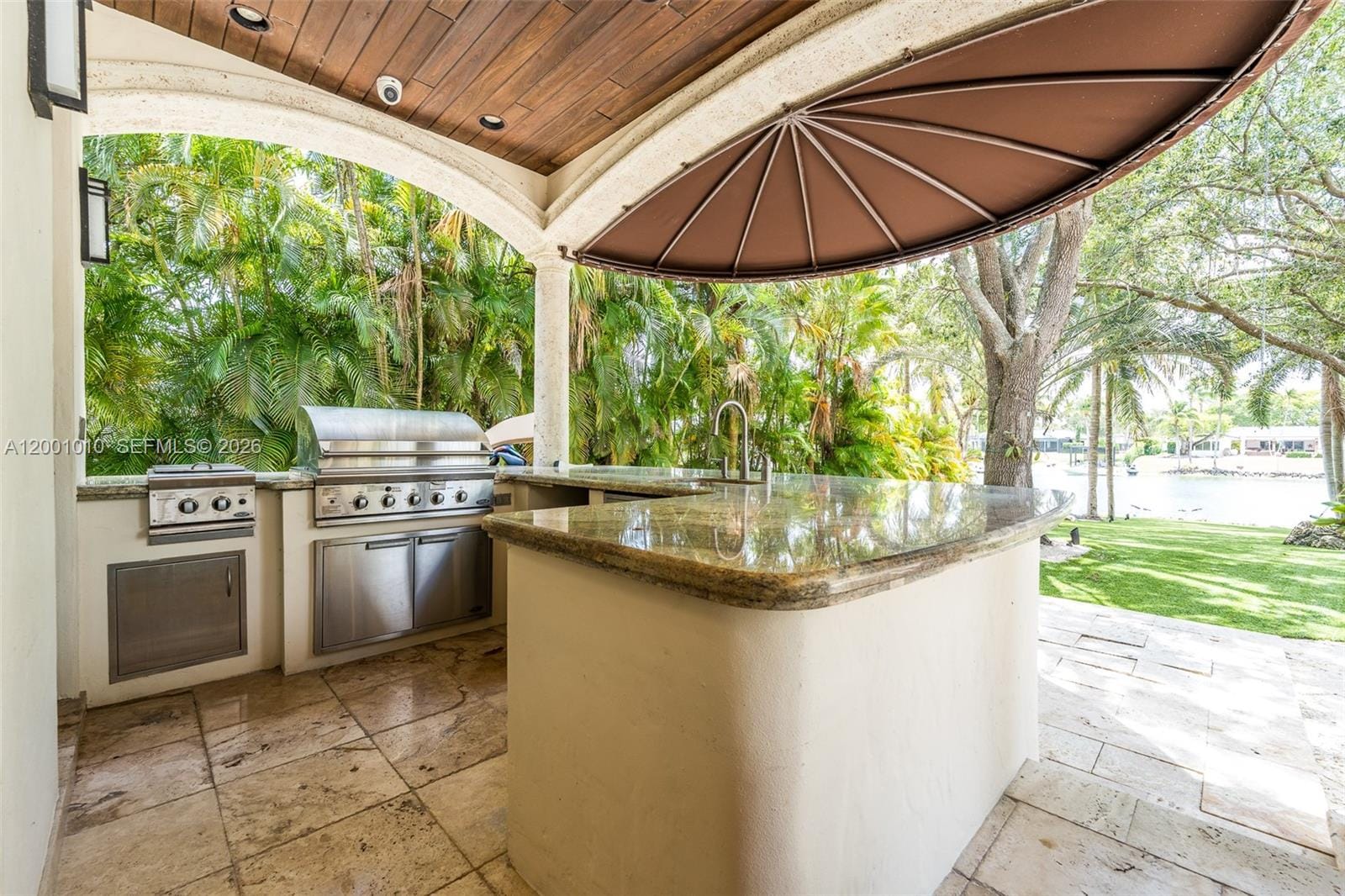 9240 SW 140th Street — photo 4