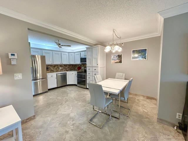 223 Pine Hov Circle C-2, Greenacres, FL 33463