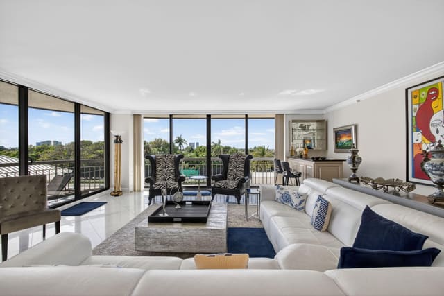 4100 N Ocean Drive 304, Riviera Beach, FL 33404