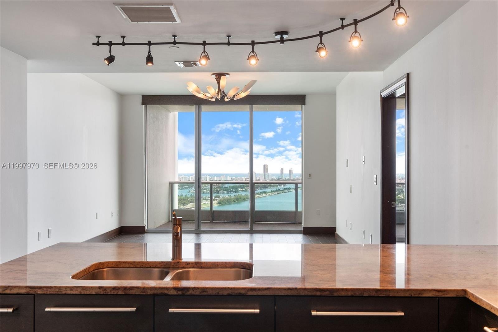 900 Biscayne Boulevard 3502, Miami, FL 33132 photo 9