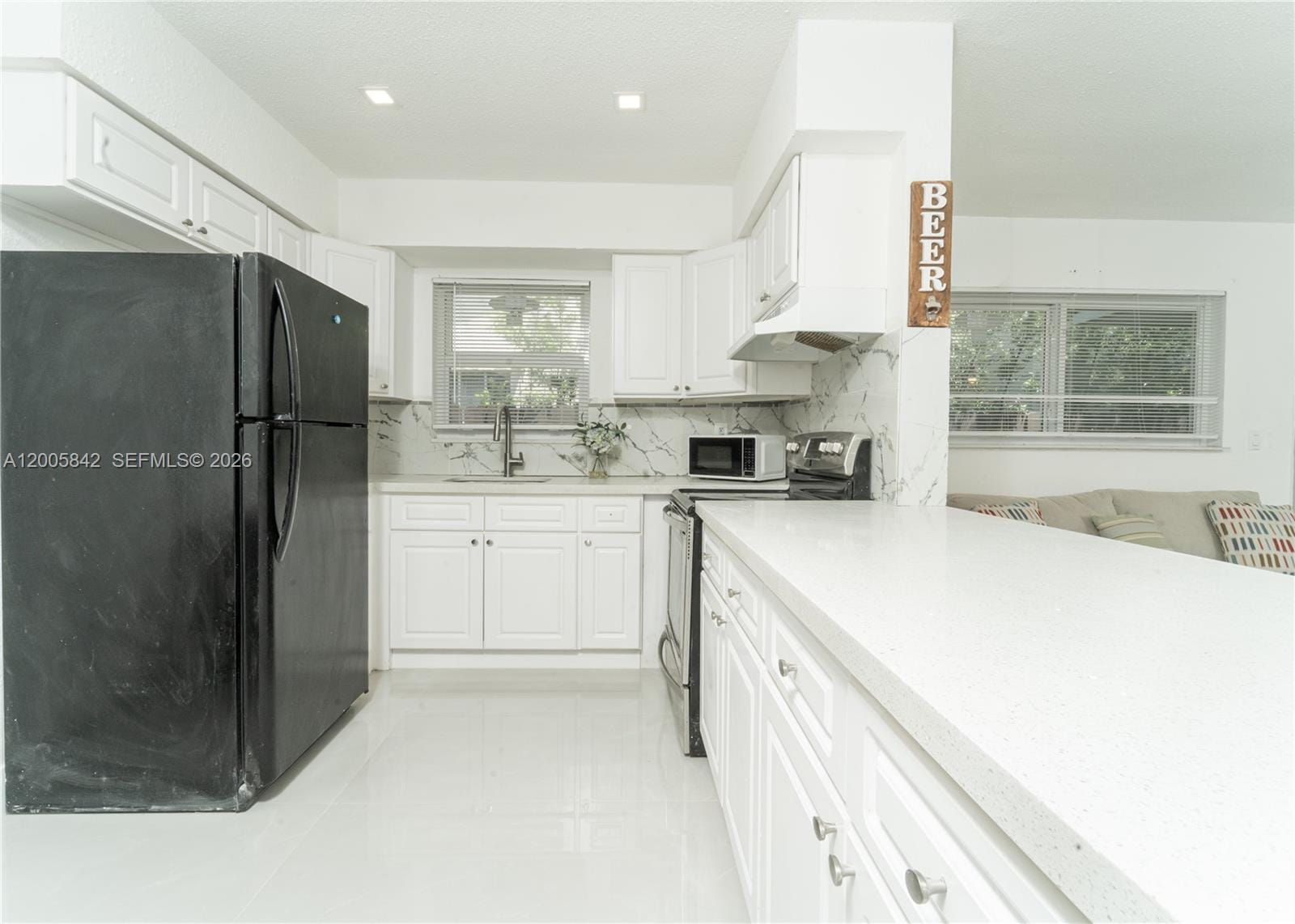 2260 Charleston Street — photo 12