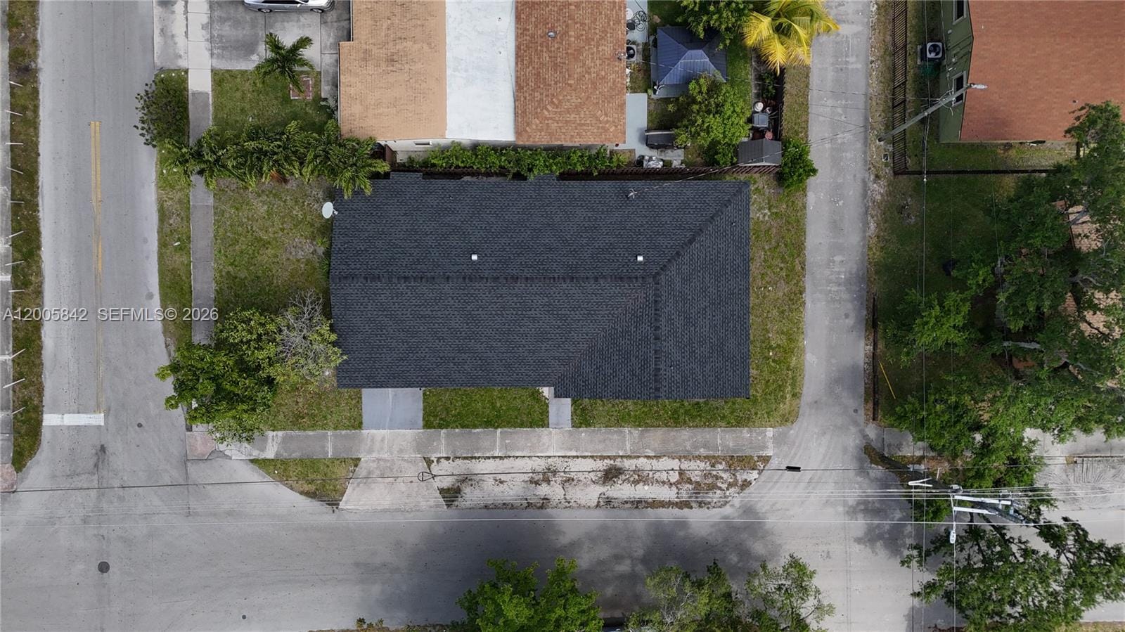 2260 Charleston Street — photo 6