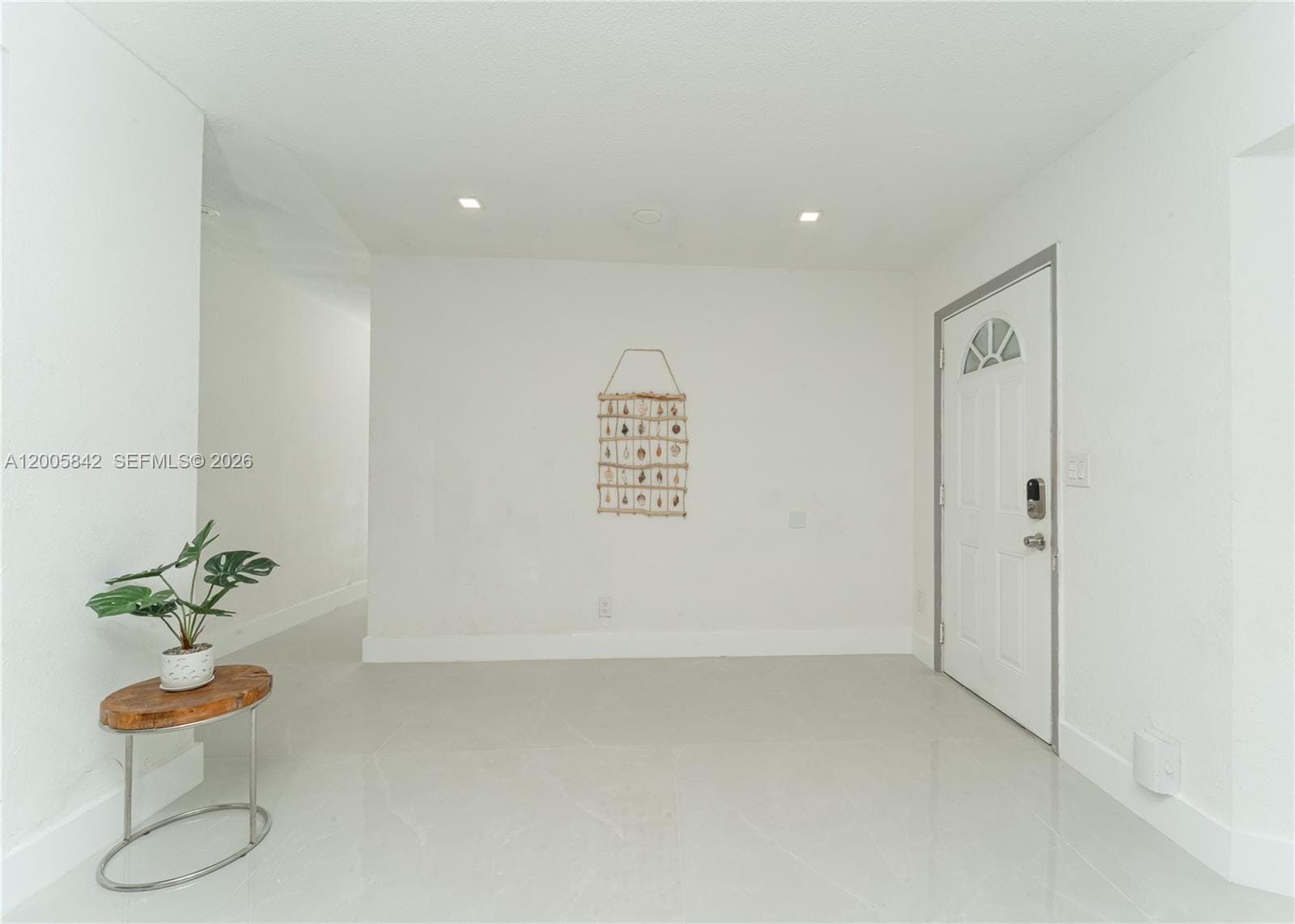 2260 Charleston Street — photo 8