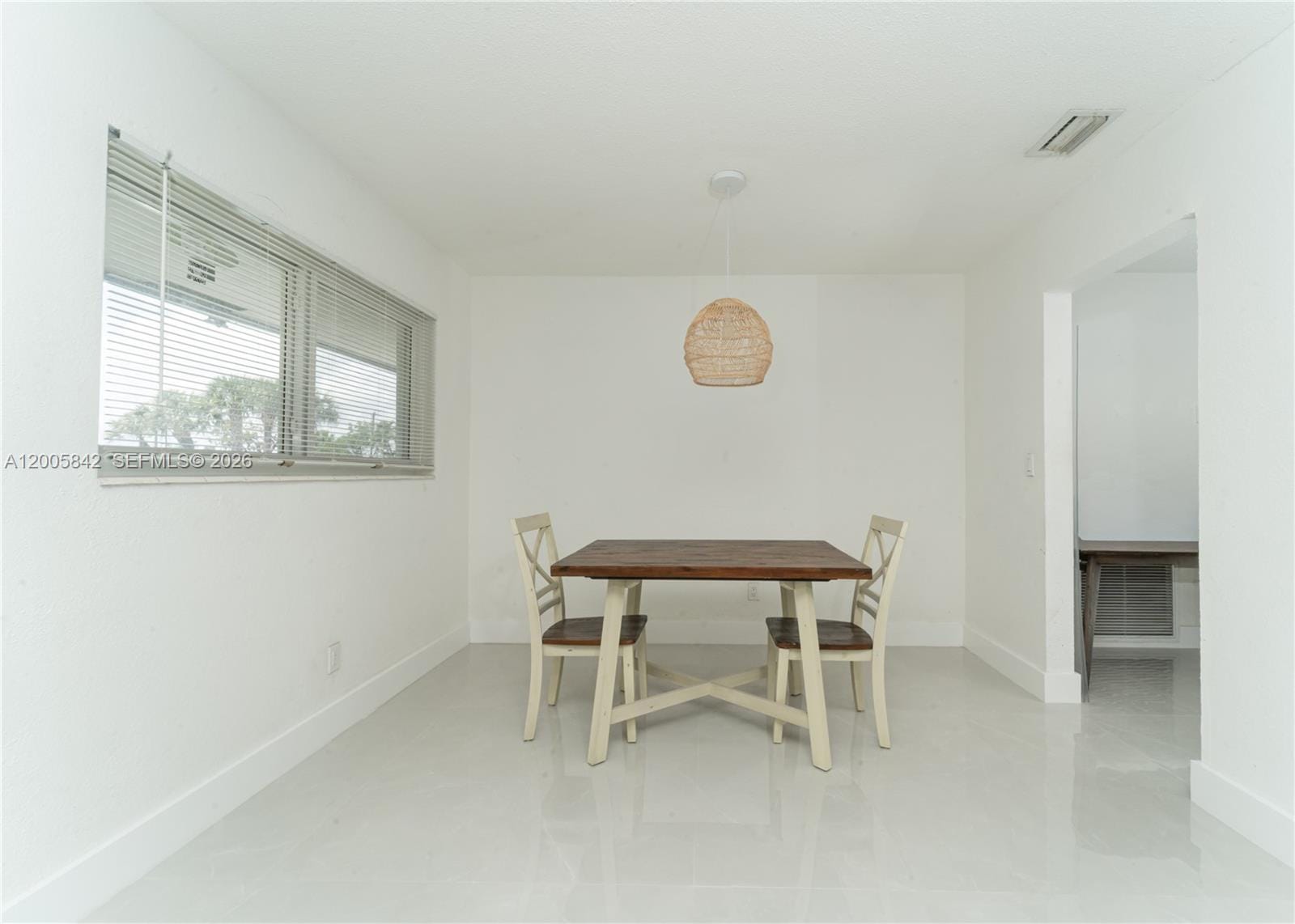 2260 Charleston Street — photo 10