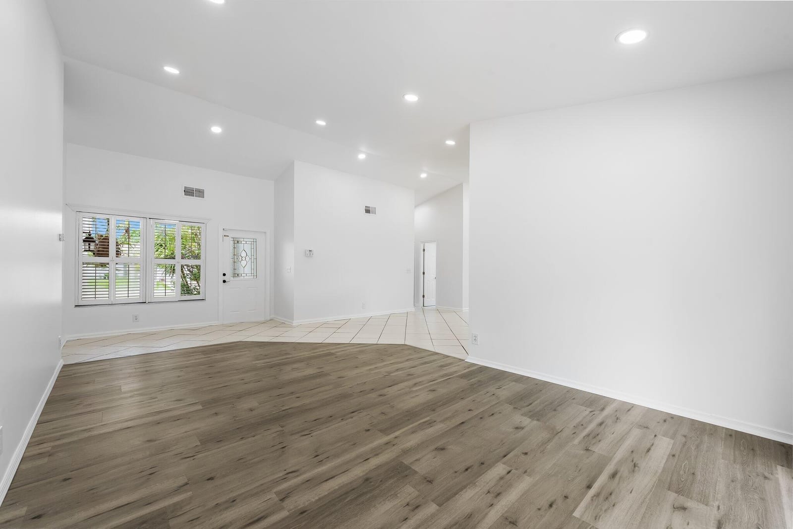 9718 Lancaster Place — photo 3