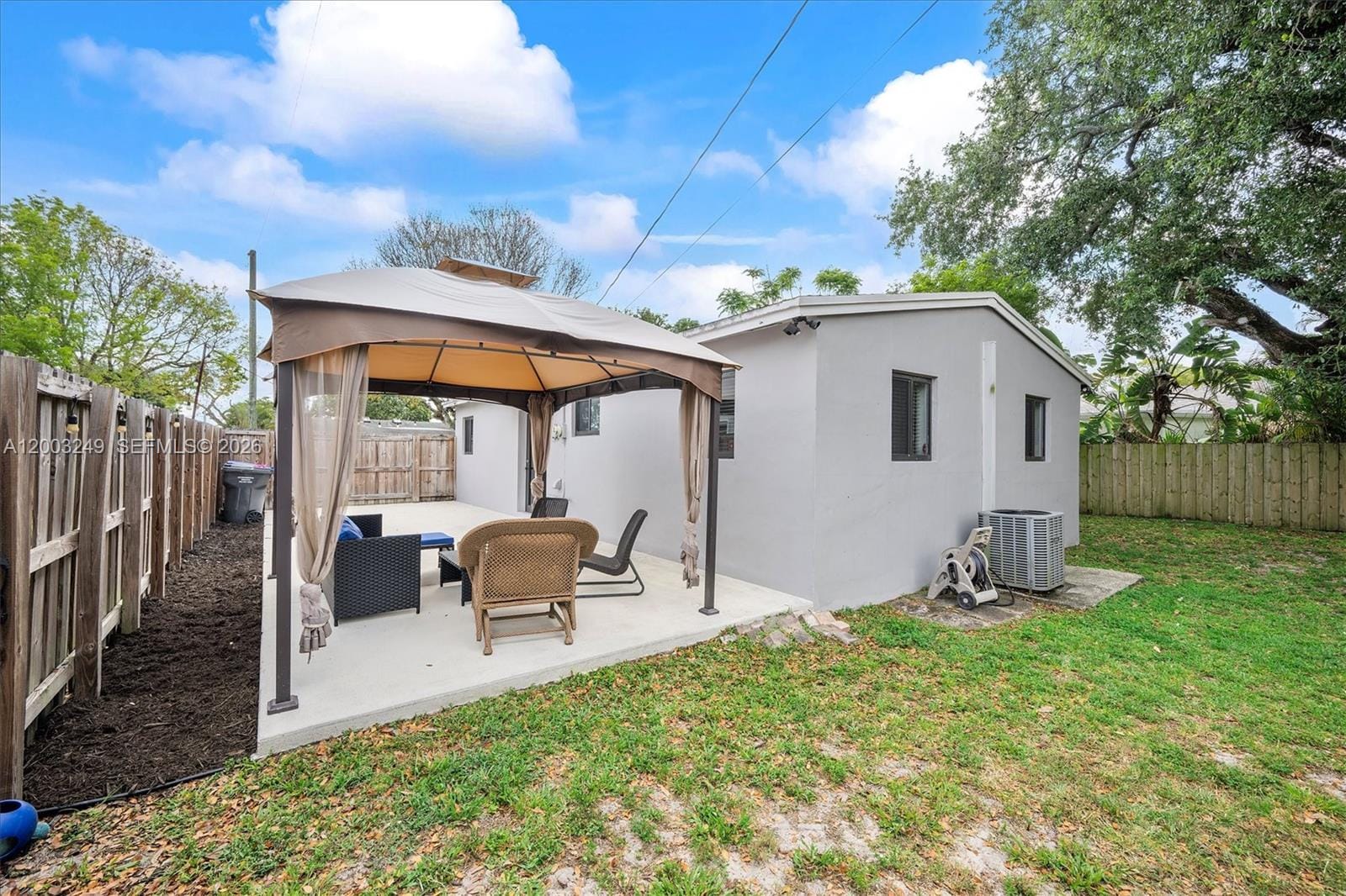 1530 N 69th Way, Hollywood, FL 33024 photo 16