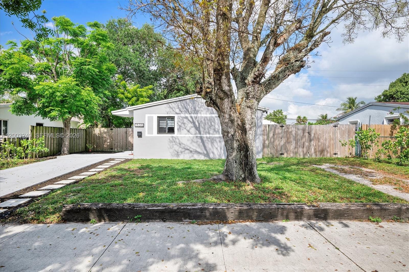 1530 N 69th Way, Hollywood, FL 33024 photo 19