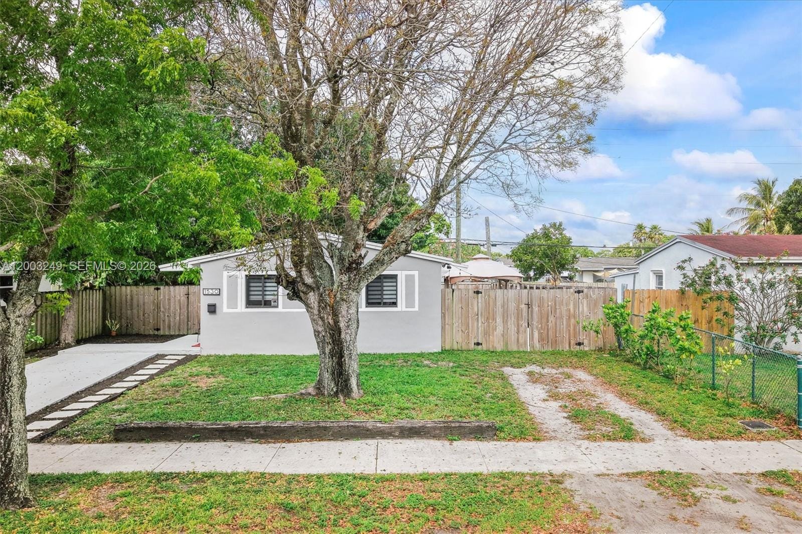 1530 N 69th Way, Hollywood, FL 33024 photo 20