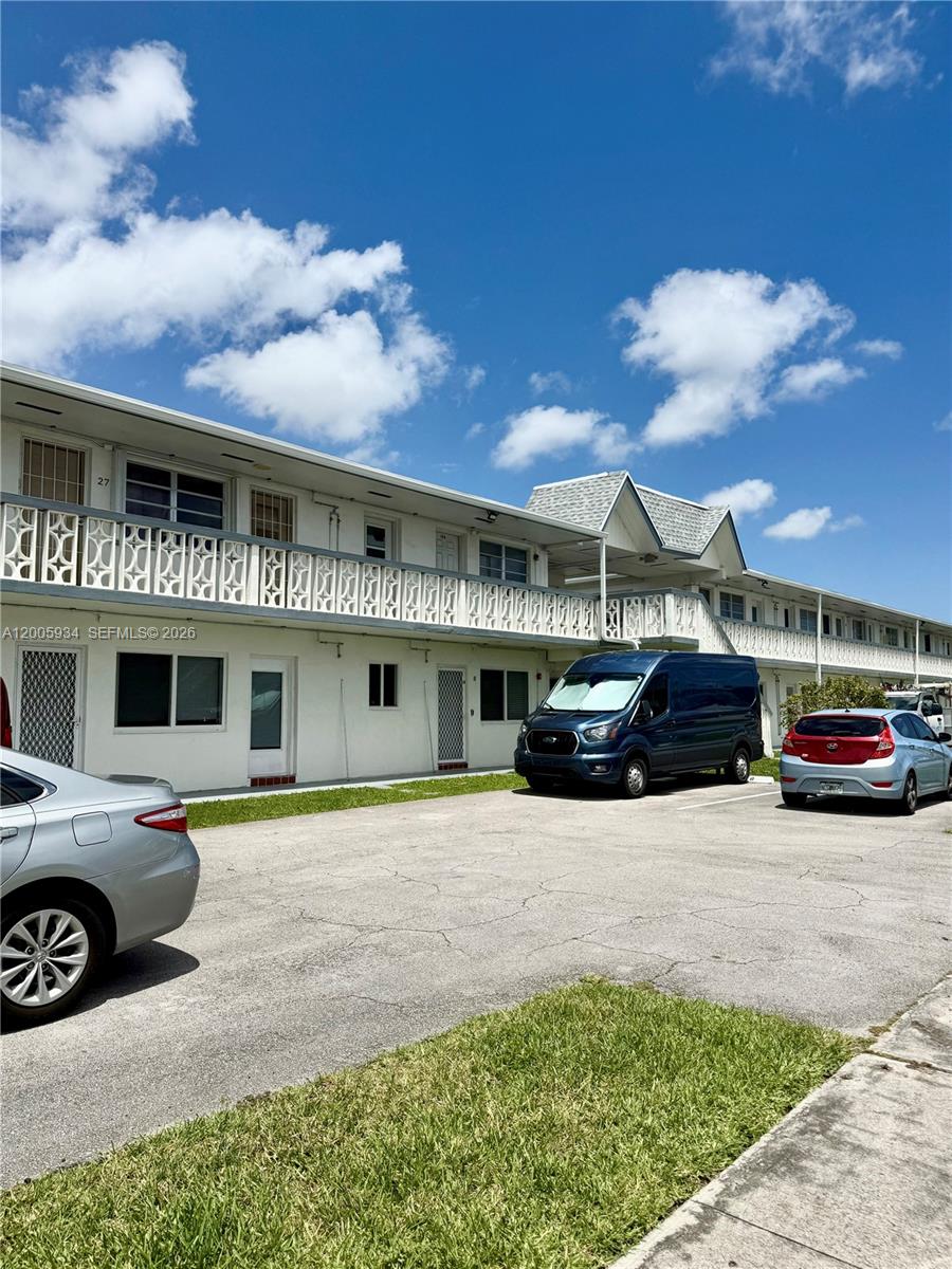 11 NE 204th Street 23, Miami Gardens, FL 33179, Miami Gardens