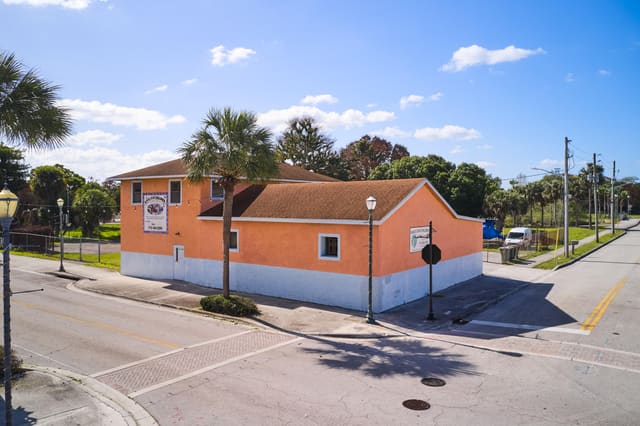 464 N 9th Street, Fort Pierce, FL
