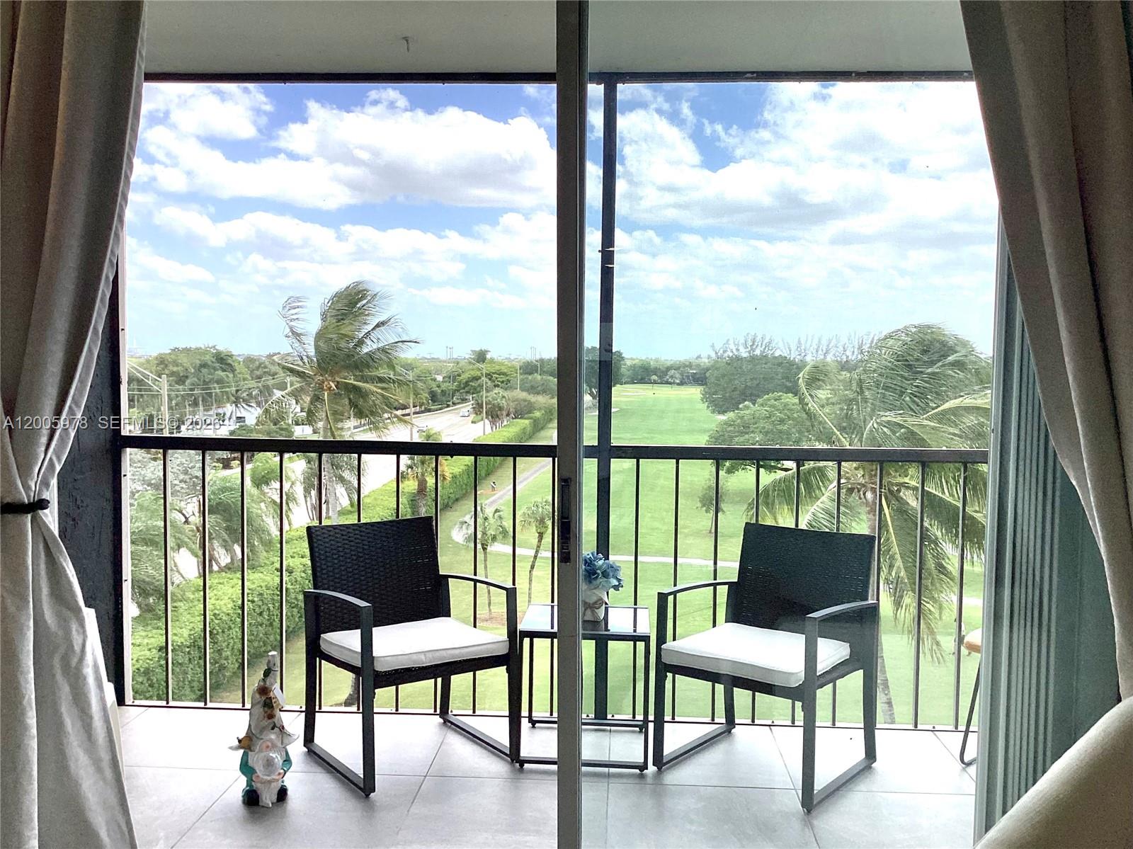 8900 Washington Boulevard PH2A, Pembroke Pines, FL 33025, Pembroke Pines