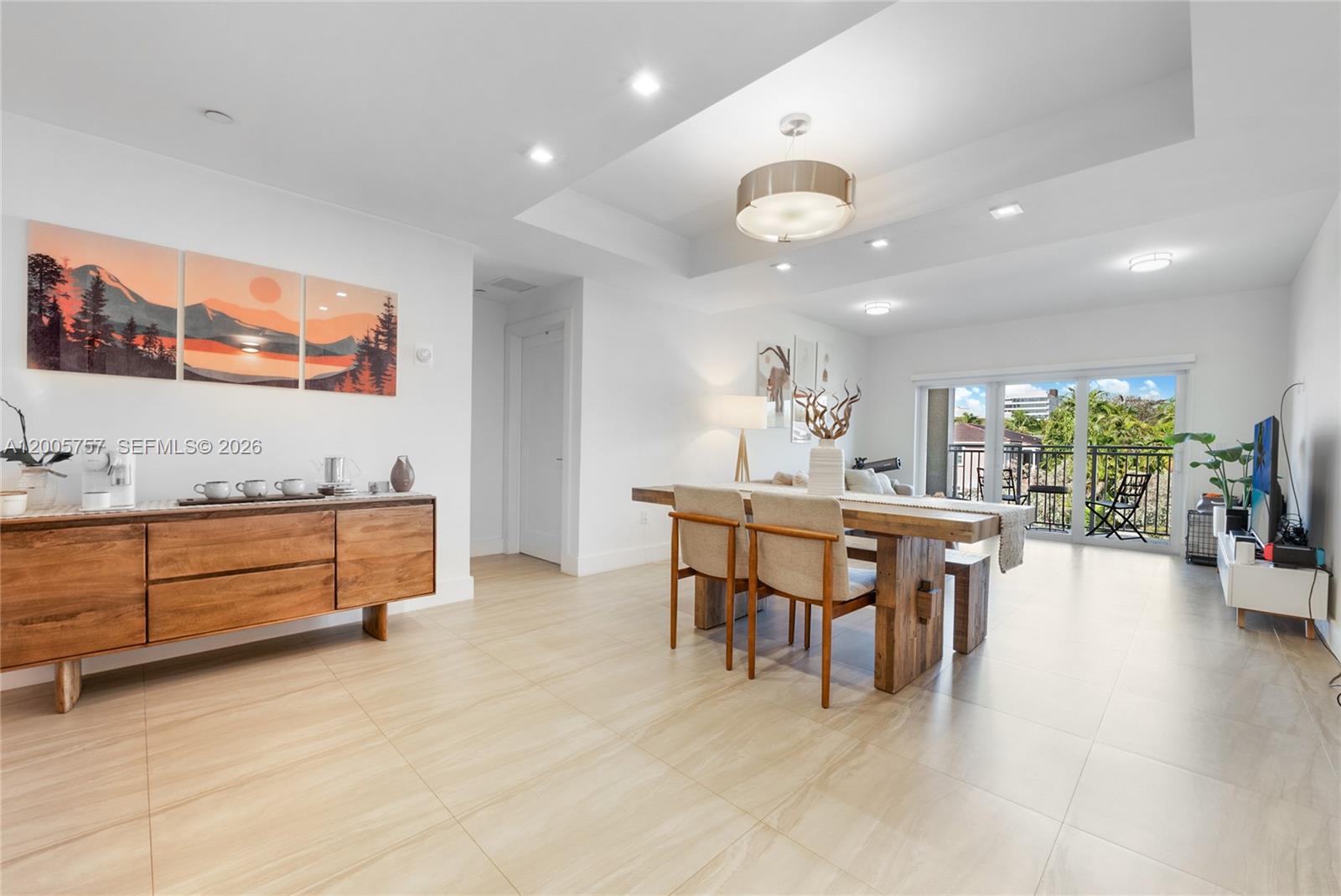 120 Salamanca Avenue 2A, Coral Gables, FL 33134, Coral Gables