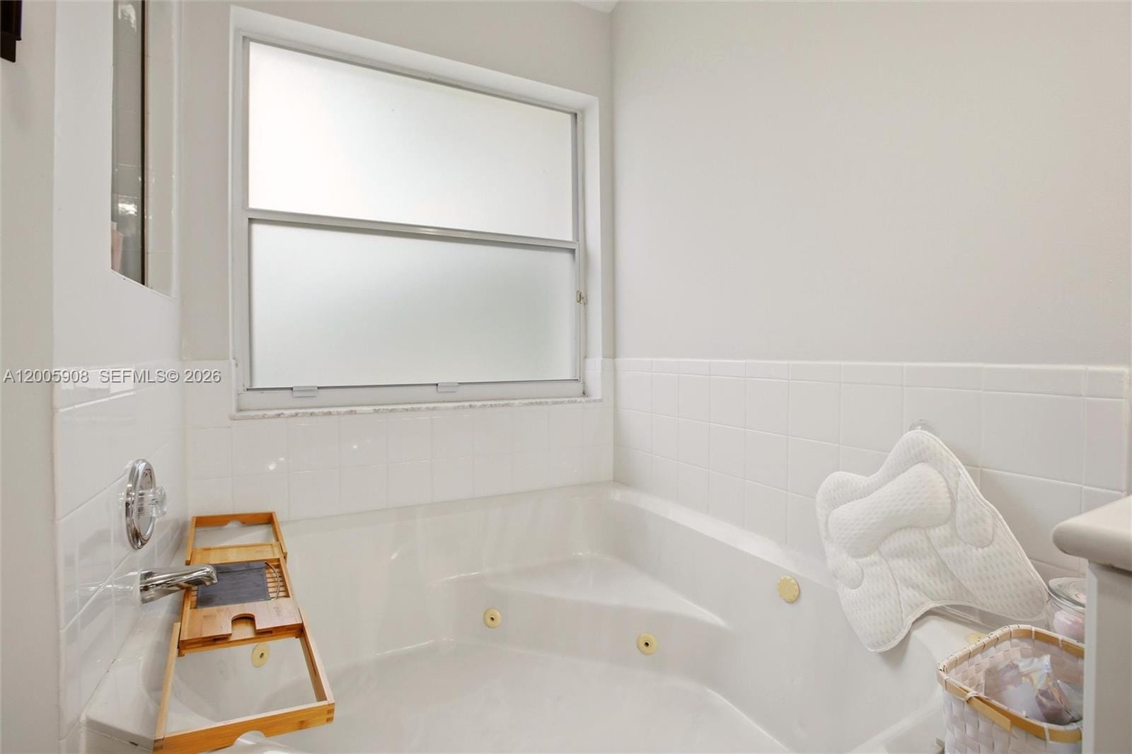 6298 Harbour Chase Drive — photo 11
