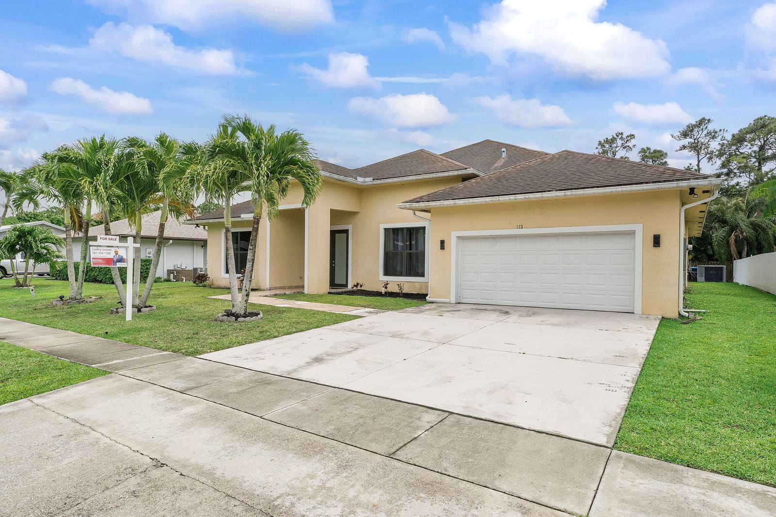 123 Bilbao Street, Royal Palm Beach, FL 33411 photo 2