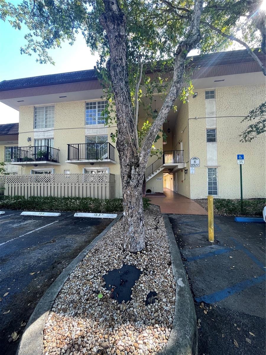 8500 SW 109th Avenue 6-229 — photo 3