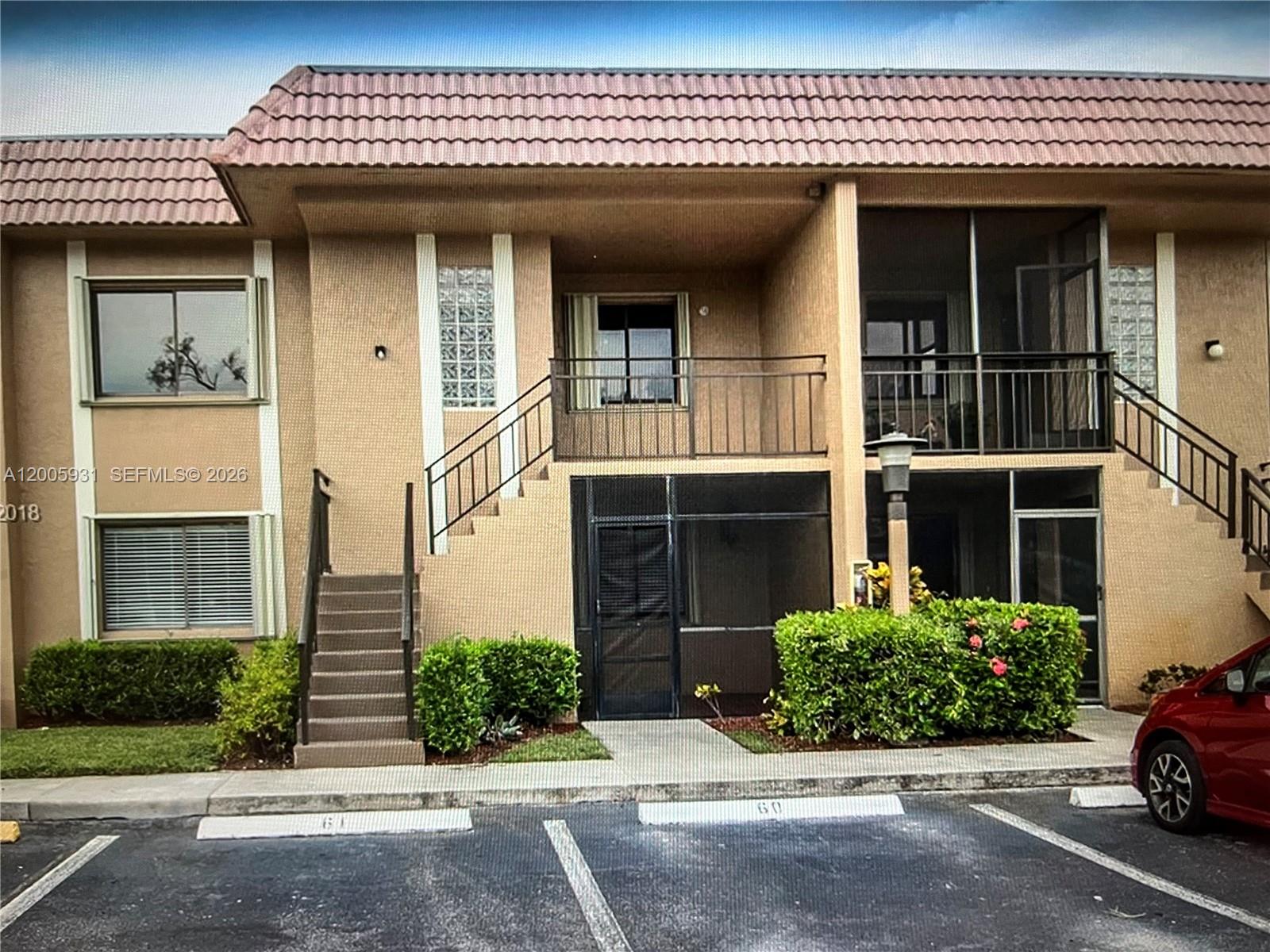 201 Lakeview Drive 204, Weston, FL 33326, Weston