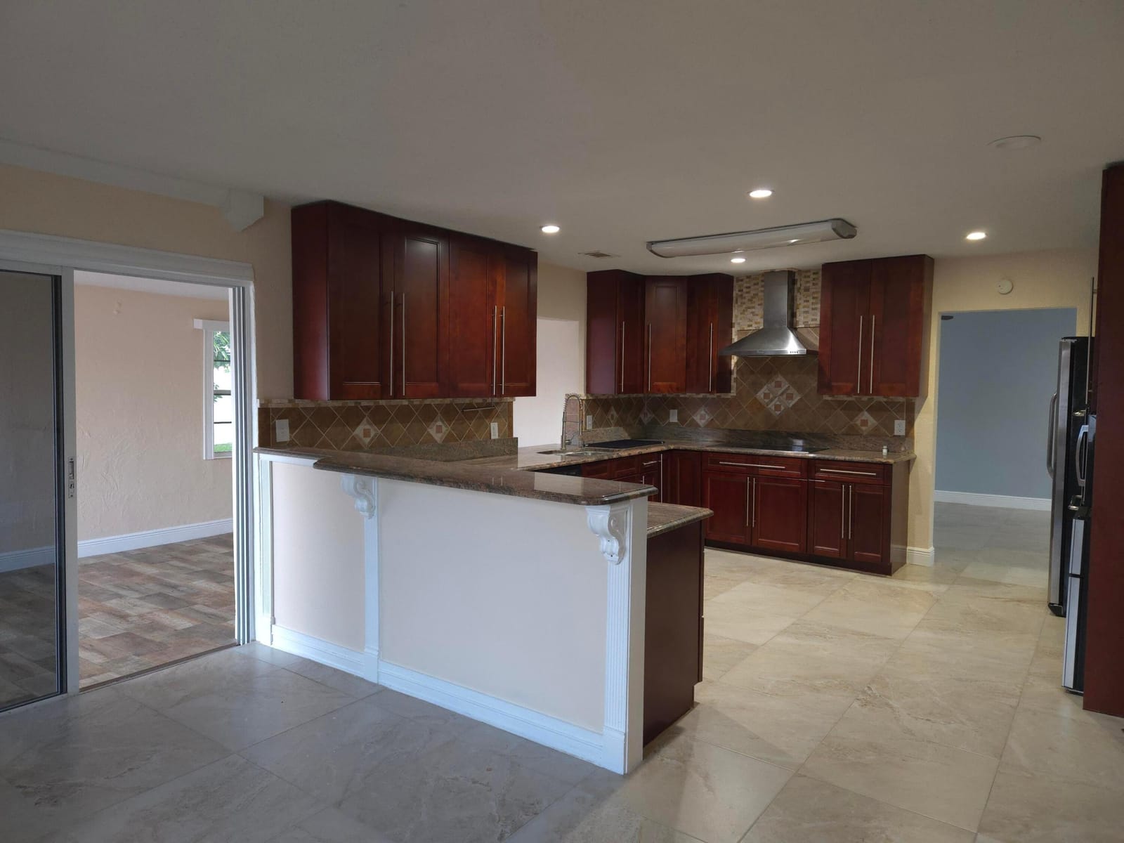 4554 Franwood Drive — photo 6