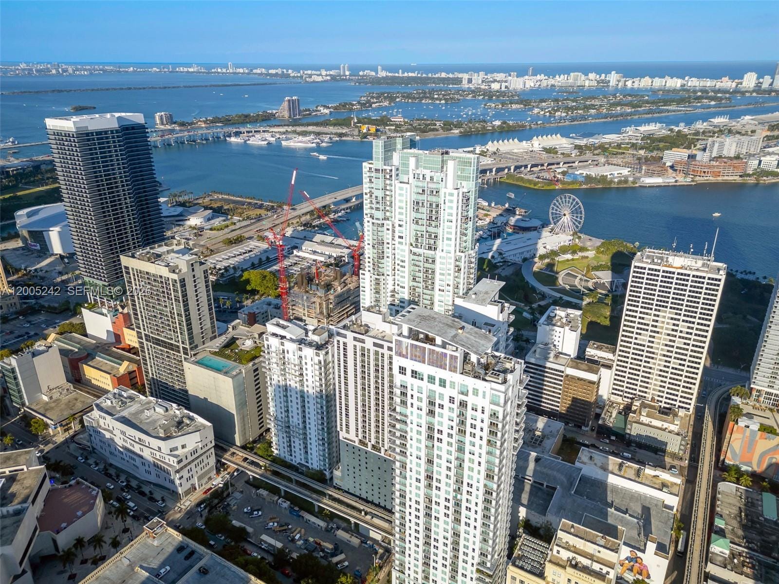 227 NE 2nd Street 2503, Miami, FL 33132 photo 20