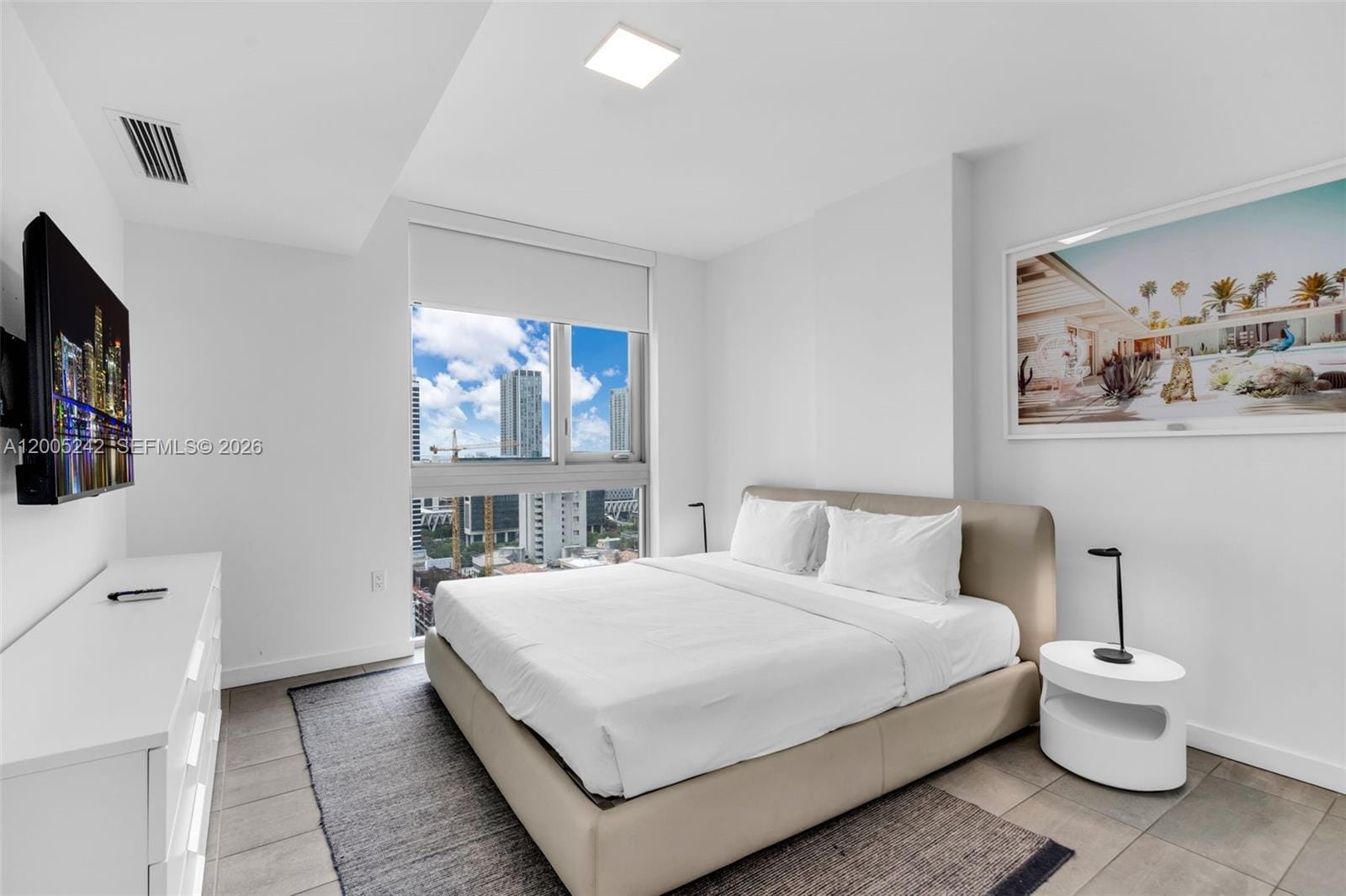 227 NE 2nd Street 2503, Miami, FL 33132 photo 6