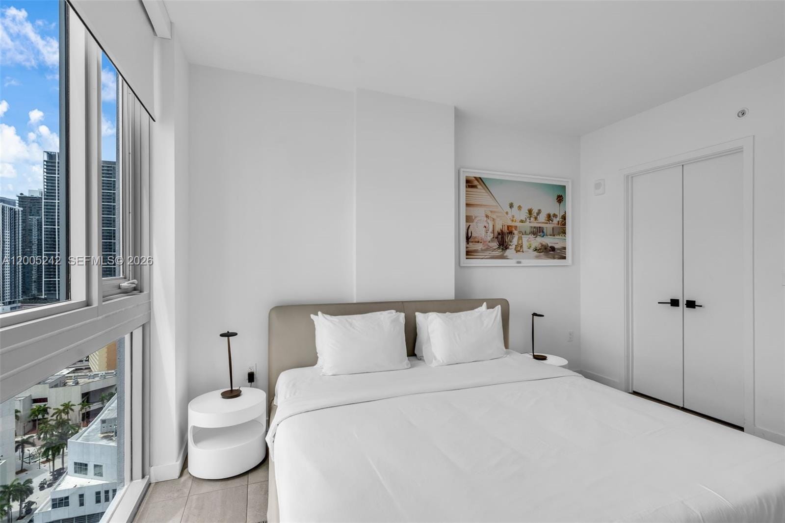 227 NE 2nd Street 2503, Miami, FL 33132 photo 8