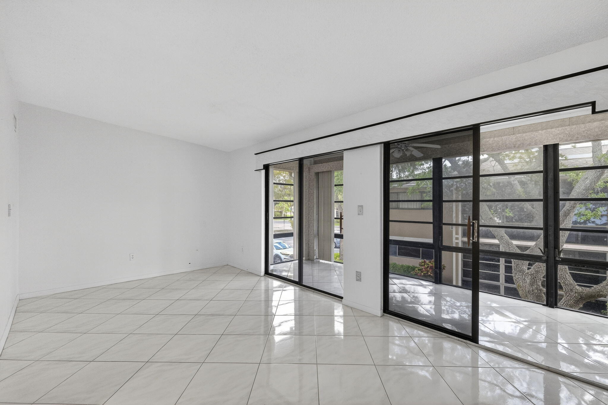 7648 Ashmont Circle 212 — photo 11