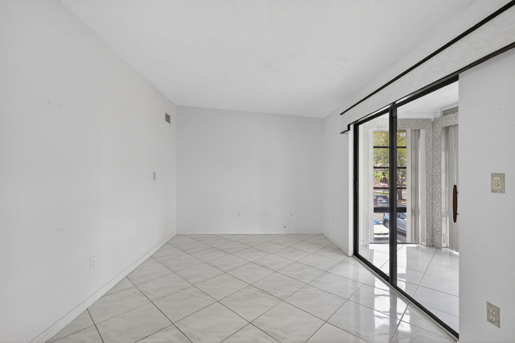 7648 Ashmont Circle 212 — photo 12