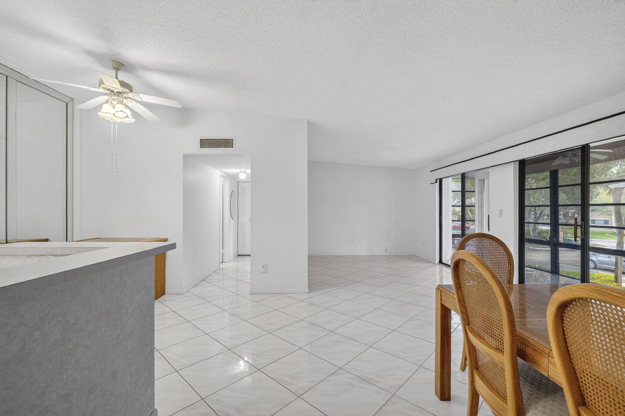 7648 Ashmont Circle 212 — photo 3