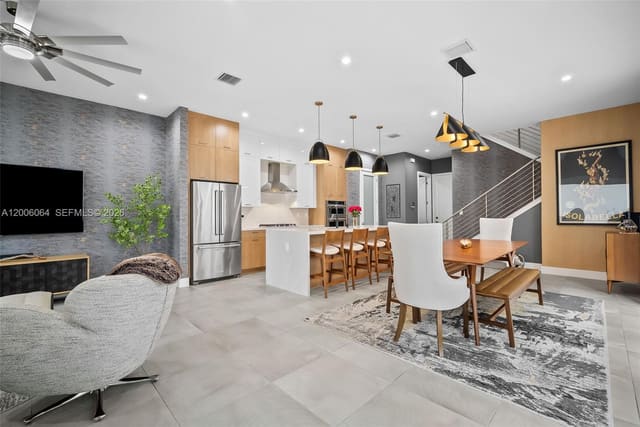 4392 NW 80 Avenue, sold in Canarias East, Doral, FL