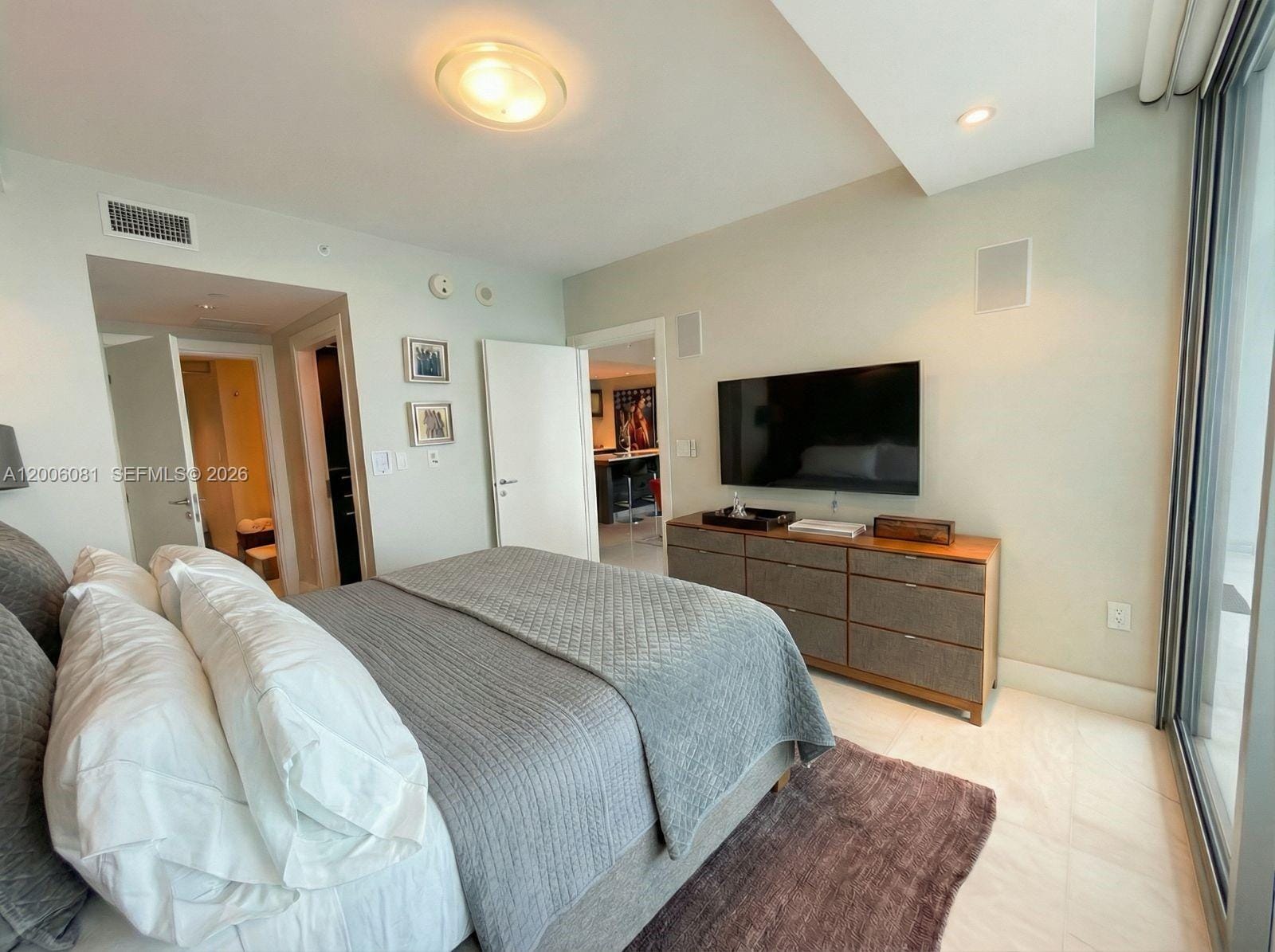 200 Biscayne Blvd Way 4310, Miami, FL 33131 photo 14
