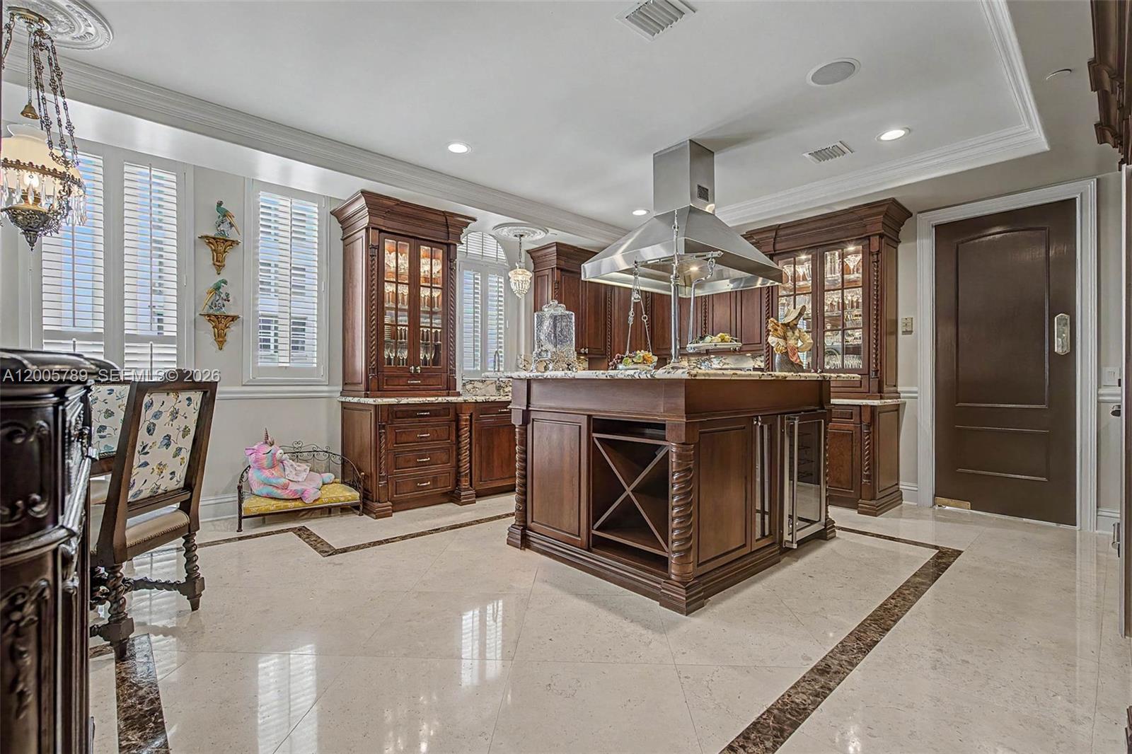 600 Coral Way 5 — photo 2