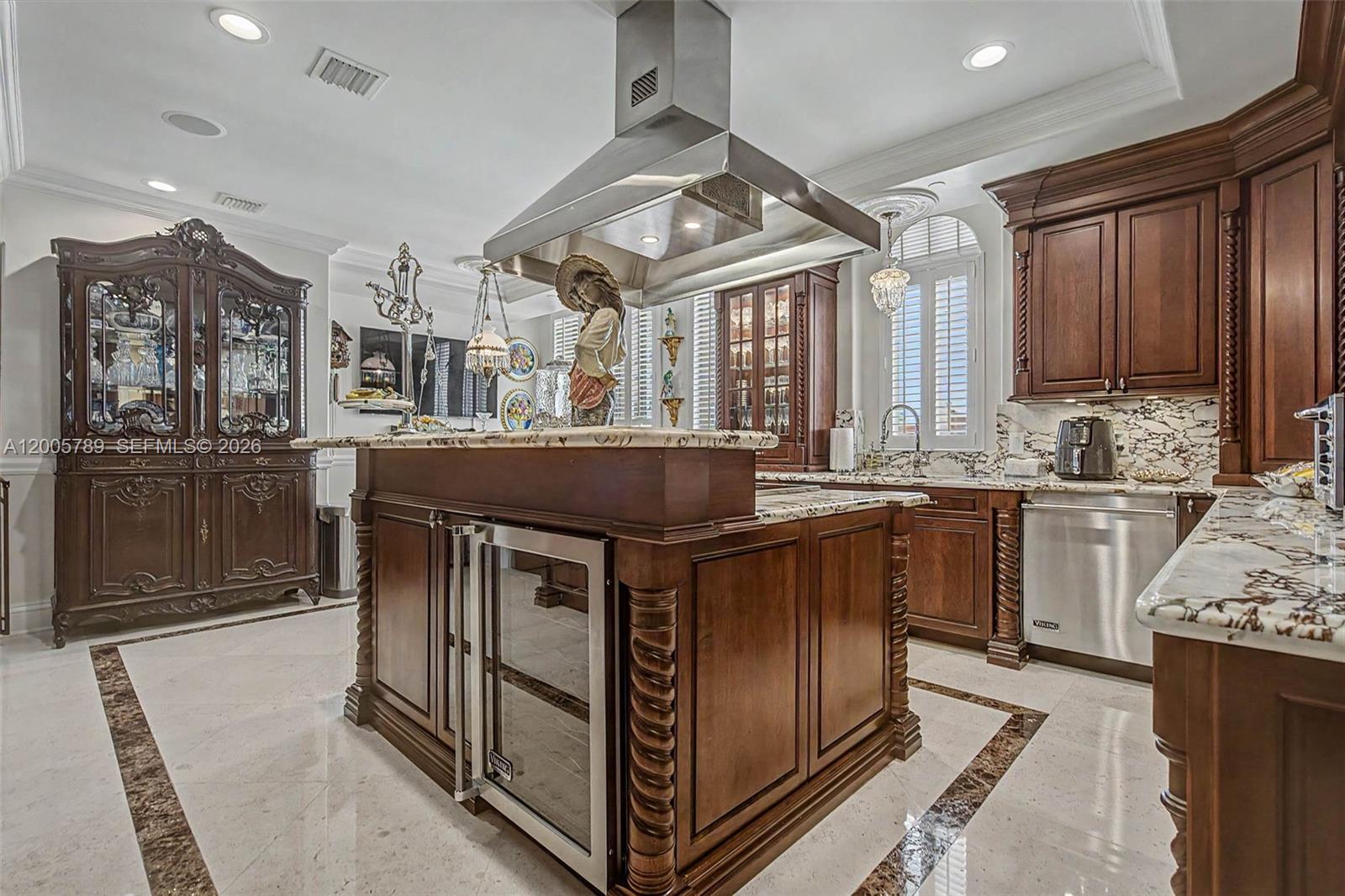 600 Coral Way 5 — photo 4