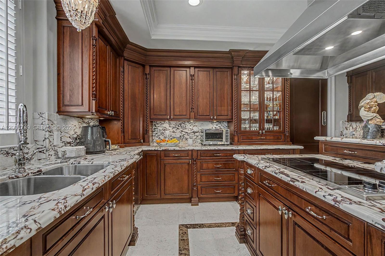 600 Coral Way 5 — photo 5