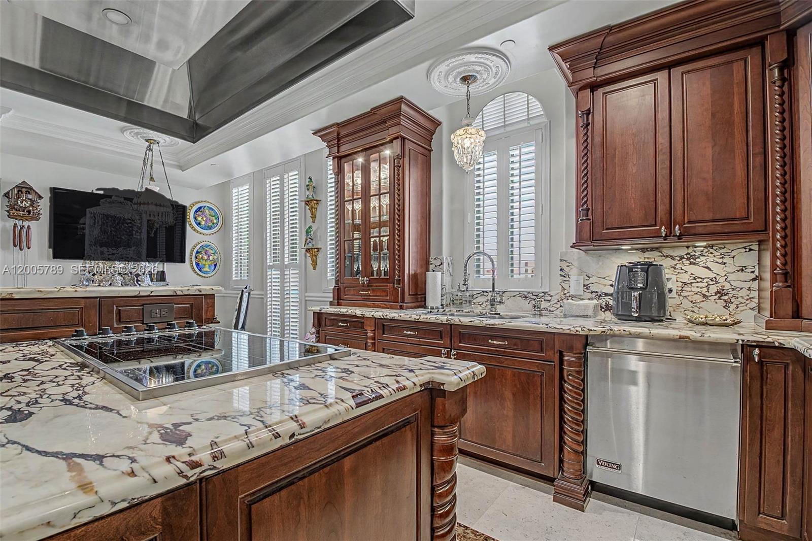 600 Coral Way 5 — photo 7