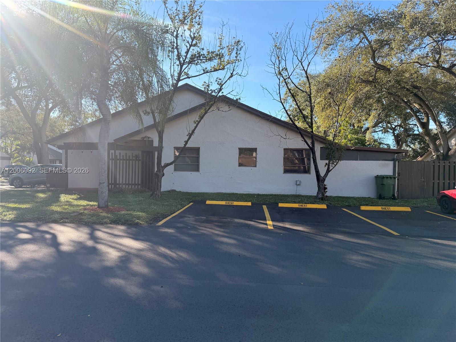 9601 NW 16th Street, Pembroke Pines, FL 33024, Pembroke Pines