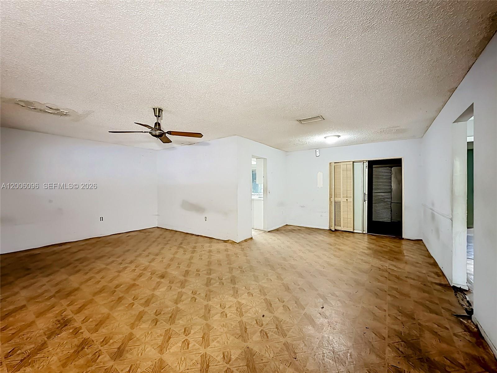750 N Douglas Road, Pembroke Pines, FL 33024, Pembroke Pines