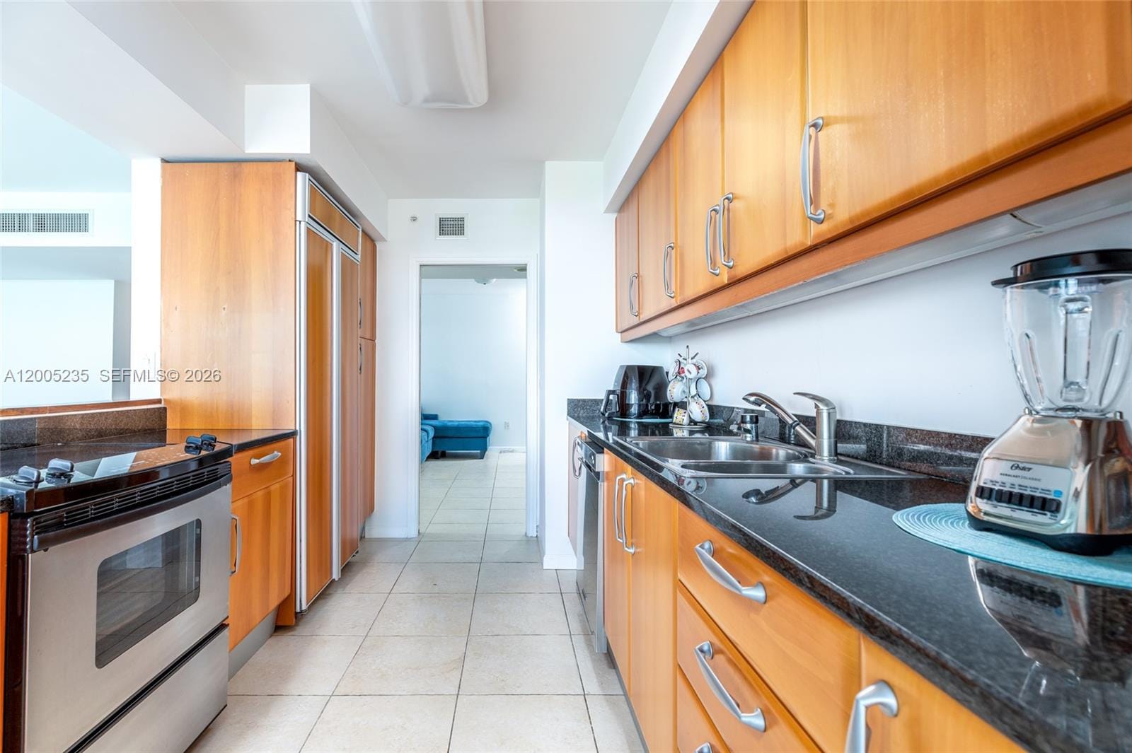 16500 Collins Avenue 655 — photo 12