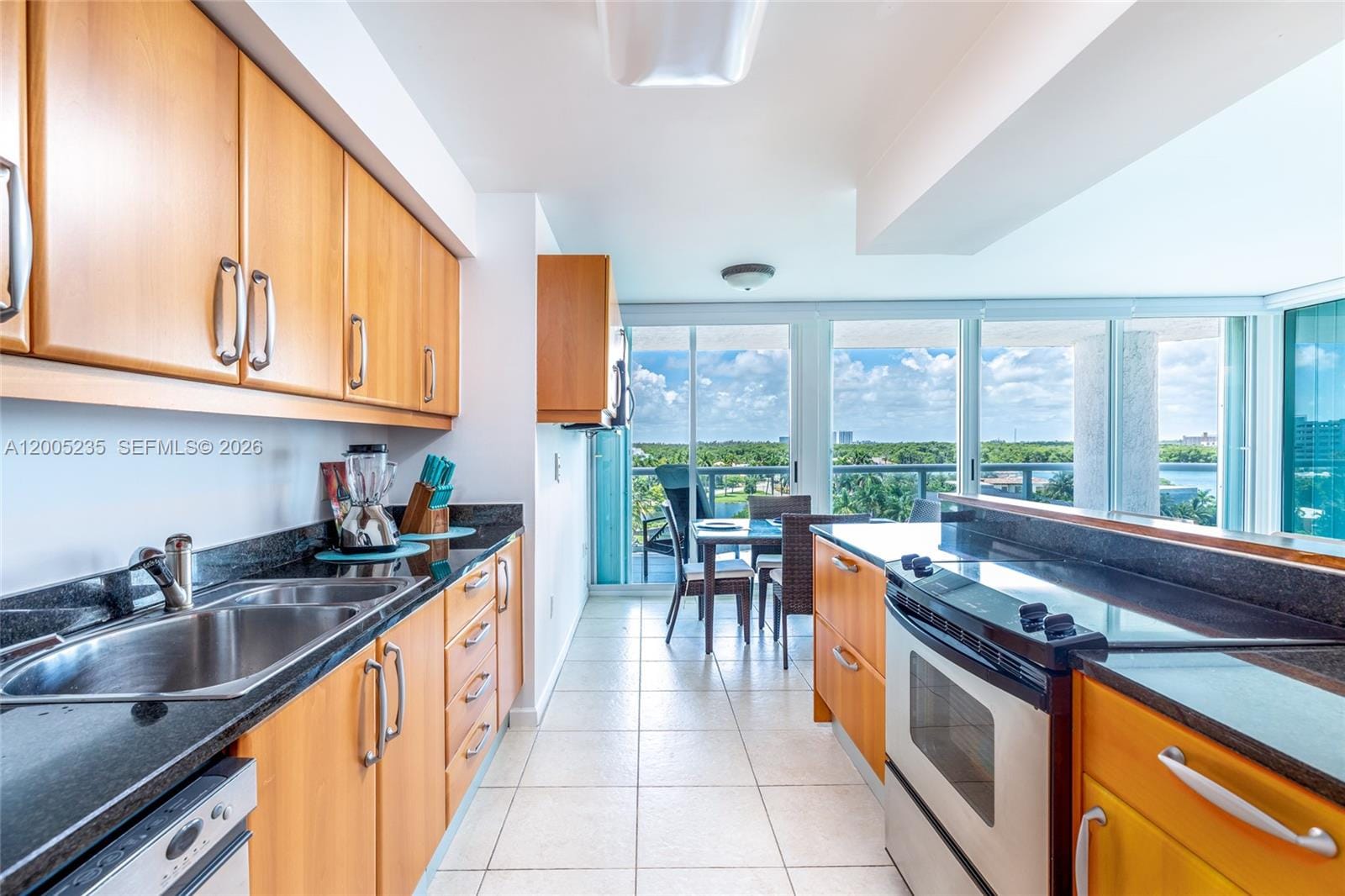 16500 Collins Avenue 655, Sunny Isles Beach, FL 33160 photo 14