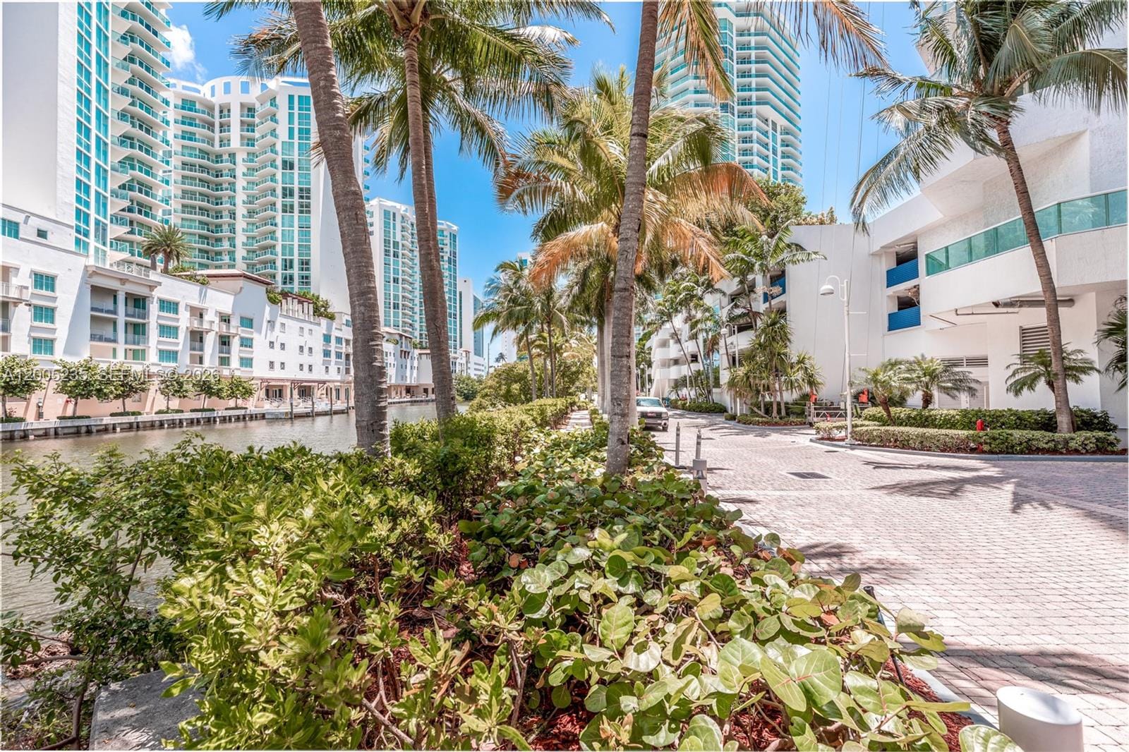 16500 Collins Avenue 655 — photo 5