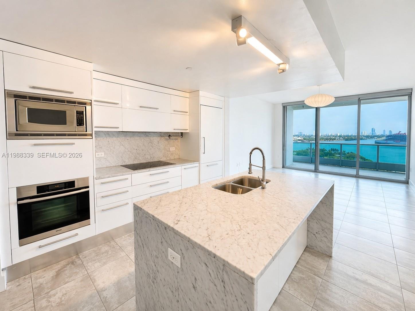 900 Biscayne Boulevard 1704, Miami, FL 33132 photo 4