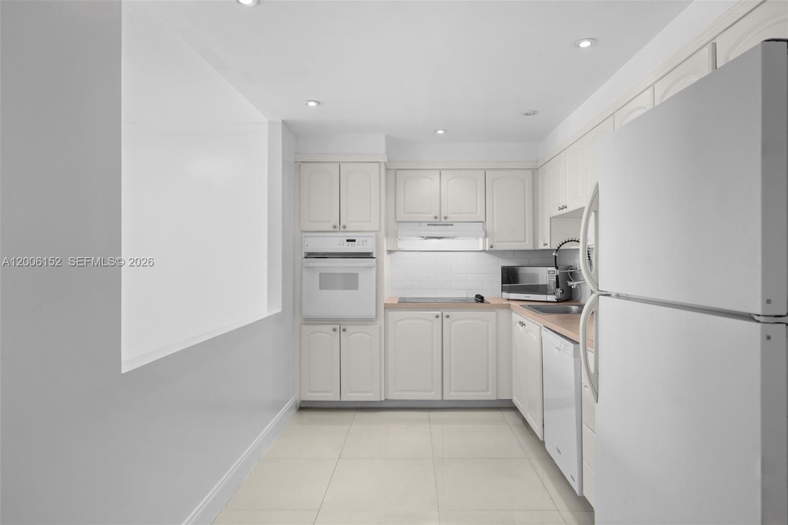 19390 Collins Avenue 1410, Sunny Isles Beach, FL 33160 photo 15