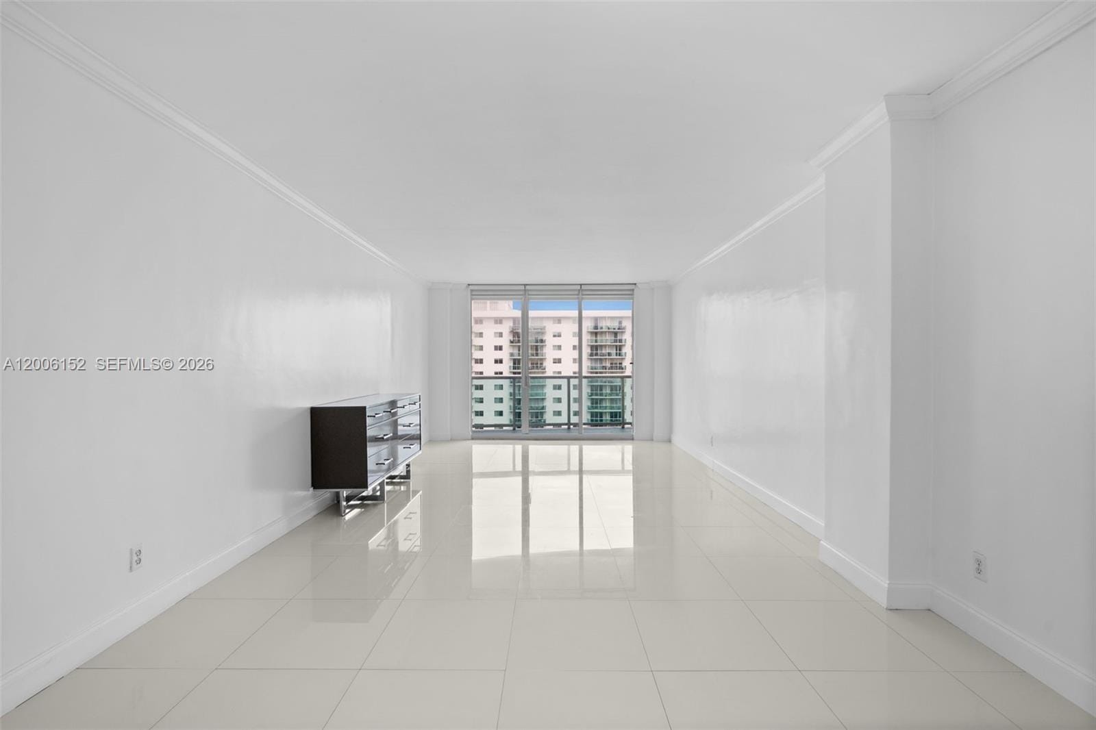 19390 Collins Avenue 1410 — photo 10