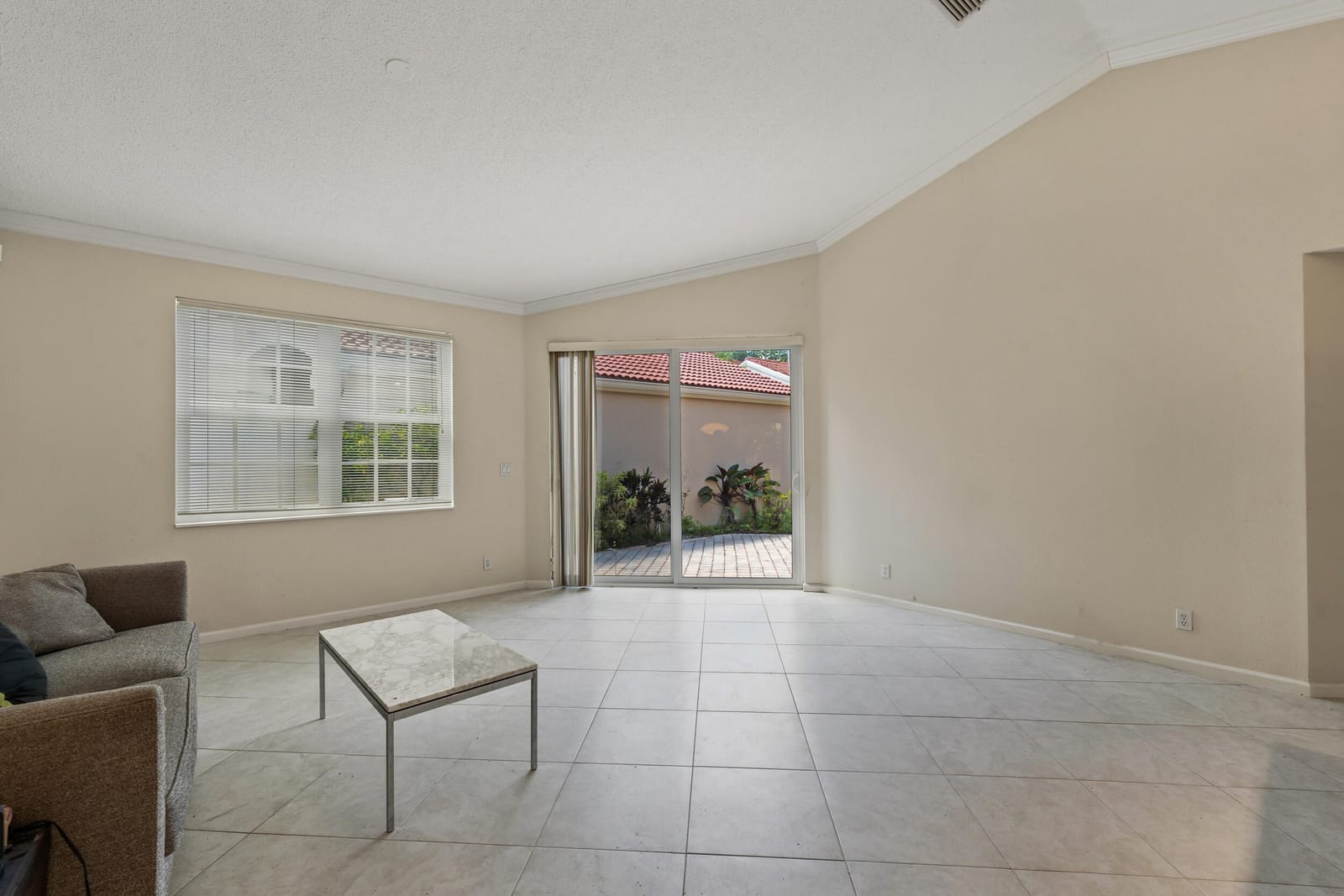15 Via Carrara, Palm Beach Gardens, FL 33418 photo 2