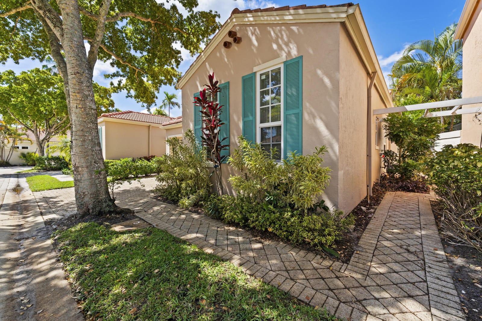 15 Via Carrara, Palm Beach Gardens, FL 33418 photo 6