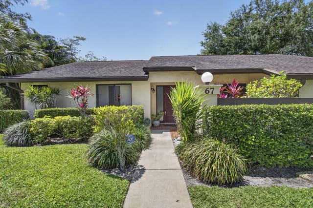 67 Macadamia Court, sold in Strathmore Gate I Unit One, Royal Palm Beach, FL