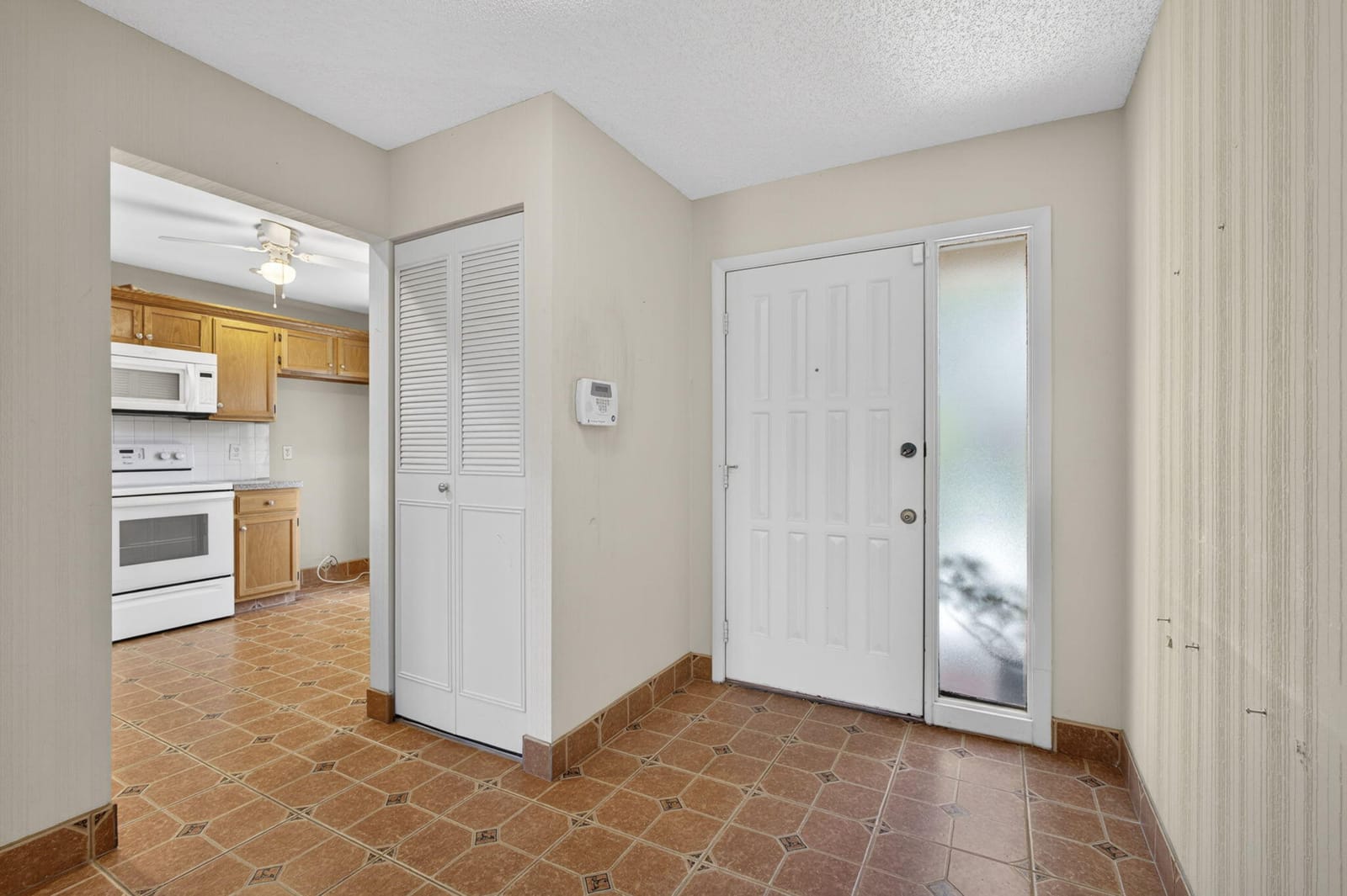 67 Macadamia Court, Royal Palm Beach, FL 33411 photo 2