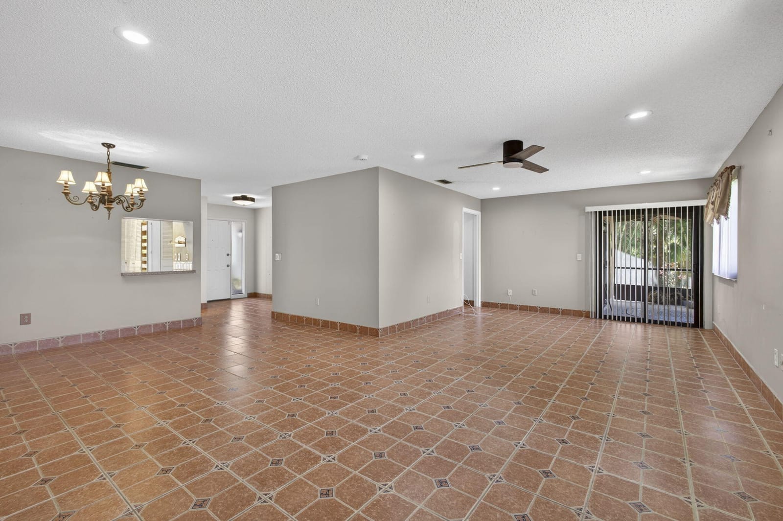 67 Macadamia Court, Royal Palm Beach, FL 33411 photo 10