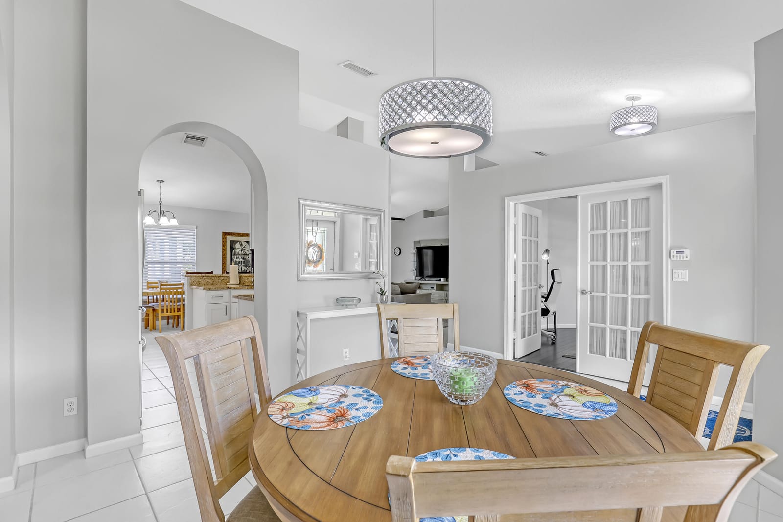 133 Black Olive Crescent — photo 4