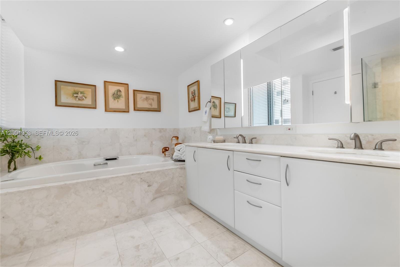 1331 Brickell Bay Drive 408 — photo 9